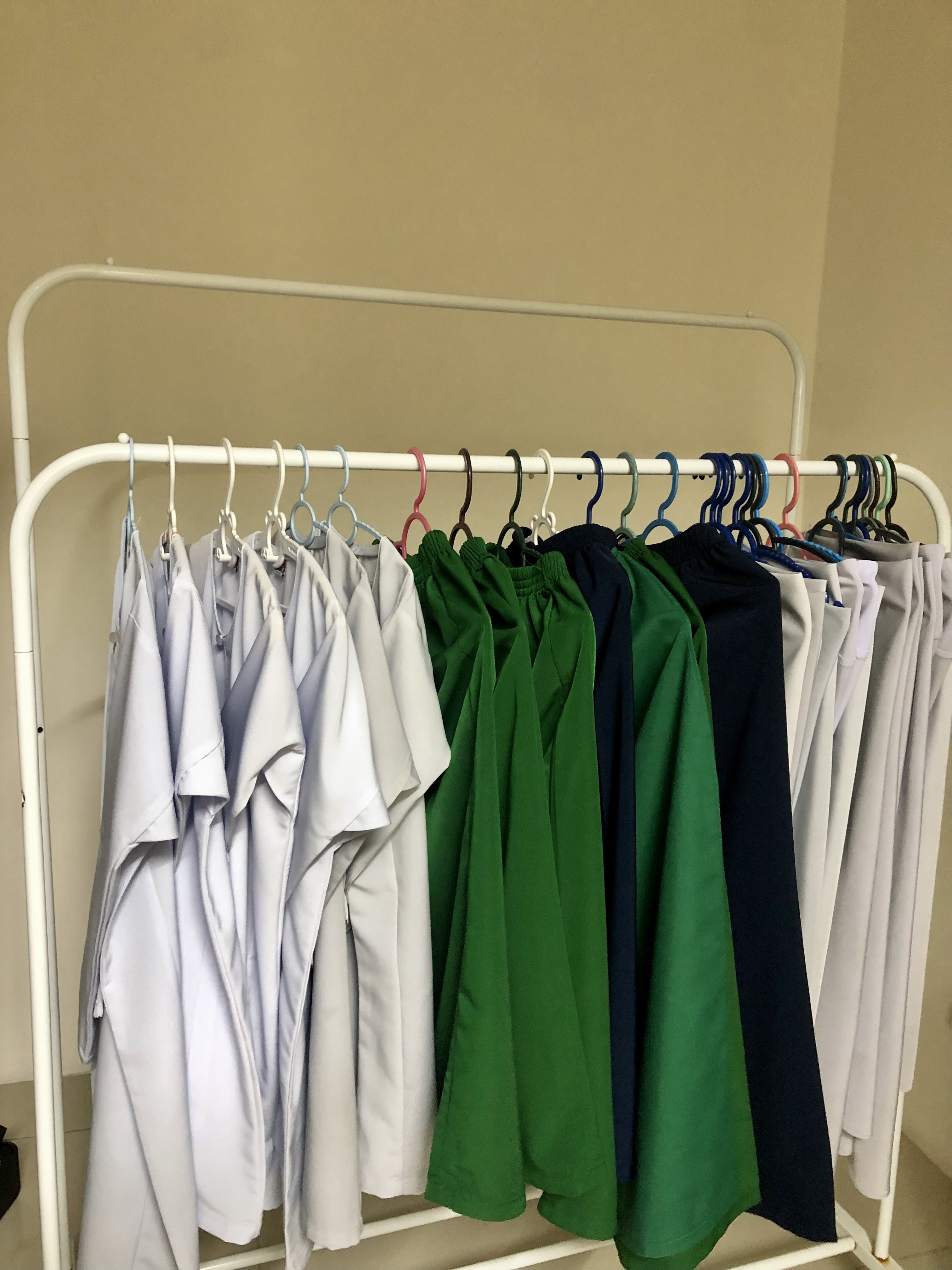 Gosok baju sebelum dan selepas (Selepas)